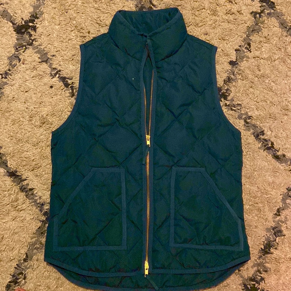 Like new womens vest